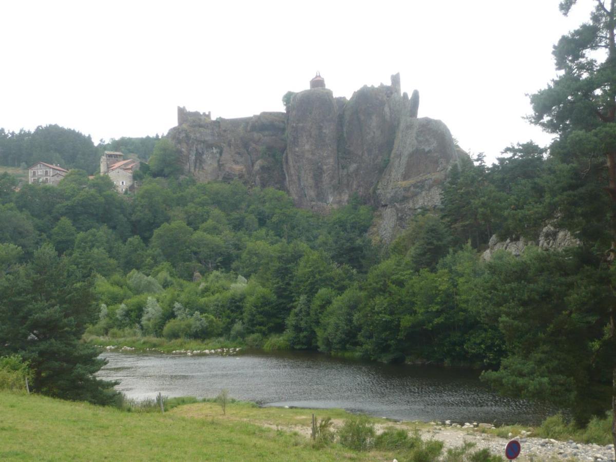 Le Petit St Clair Apartment Le Puy-en-Velay Bagian luar foto