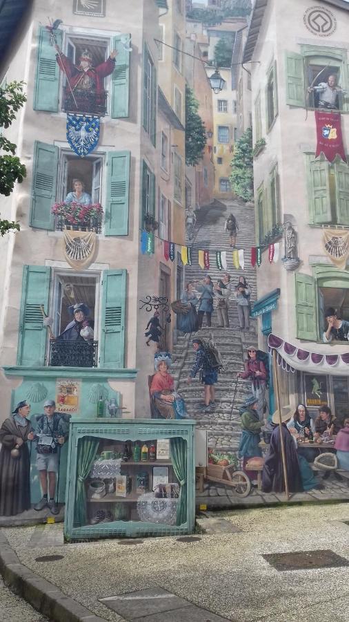 Le Petit St Clair Apartment Le Puy-en-Velay Bagian luar foto